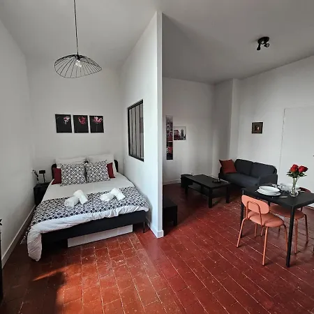 V And Vendetta - Wifi Fibre,linge,centre * Beaupreau-en-Mauges