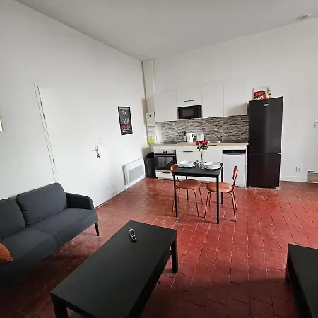 V And Vendetta - Wifi Fibre,linge,centre * Beaupreau-en-Mauges