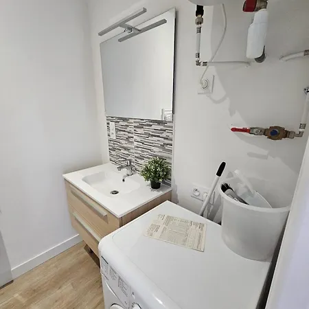 V And Vendetta - Wifi Fibre,linge,centre Apartment