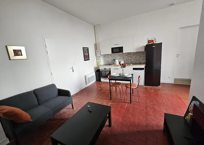 V And Vendetta - Wifi Fibre,linge,centre * Beaupréau-en-Mauges